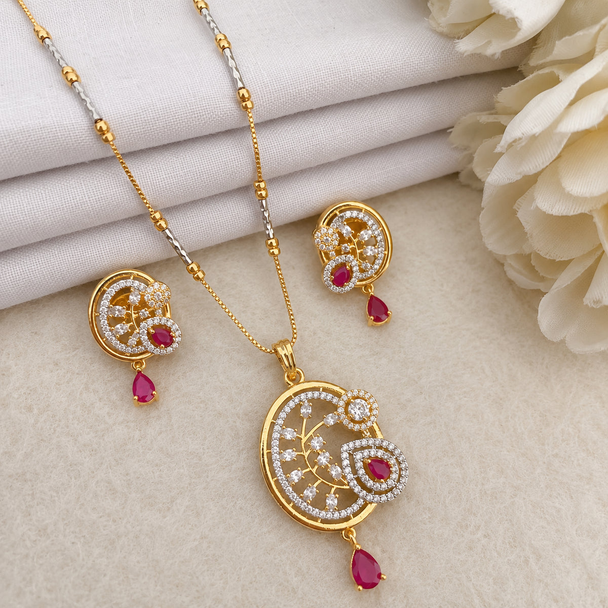 Pihu AD Pendent Set