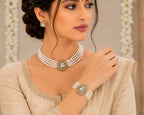 Royal Pearl Choker