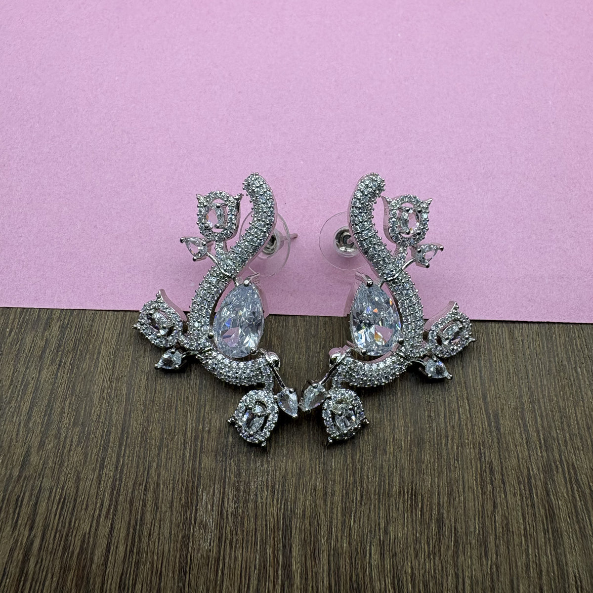 vidhi-ad-necklace-2